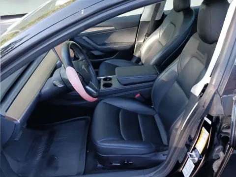 More photos of 2023 Tesla Model 3 at AutoGiant USA Indianapolis, IN