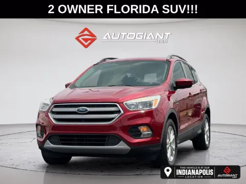 Red 2018 Ford Escape SE for sale in Indianapolis, IN