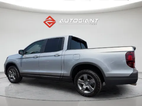 More photos of 2024 Honda Ridgeline TrailSport at AutoGiant USA Indianapolis, IN
