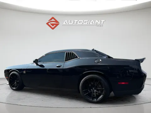 More photos of 2020 Dodge Challenger R/T Scat Pack at AutoGiant USA Indianapolis, IN