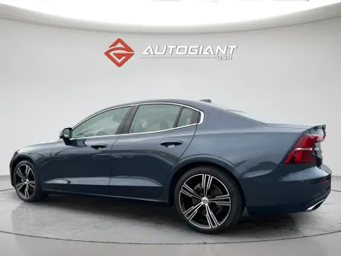 More photos of 2021 Volvo S60 T5 Inscription at AutoGiant USA Indianapolis, IN