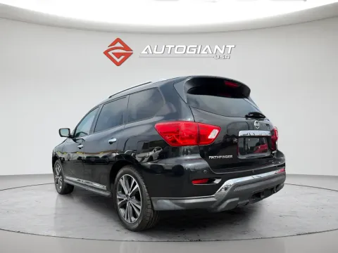 More photos of 2020 Nissan Pathfinder Platinum at AutoGiant USA Indianapolis, IN