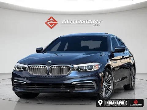 Blue 2019 BMW 5 Series 530i xDrive for sale in Indianapolis, IN