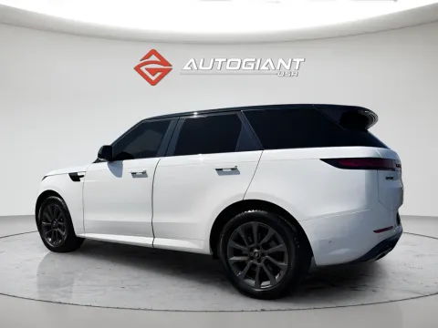 More photos of 2023 Land Rover Range Rover Sport SE Dynamic at AutoGiant USA Indianapolis, IN