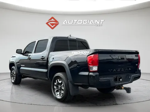 More photos of 2016 Toyota Tacoma TRD Off-Road at AutoGiant USA Indianapolis, IN