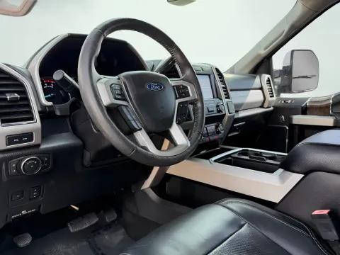 More photos of 2019 Ford F-250SD Lariat at AutoGiant USA Indianapolis, IN