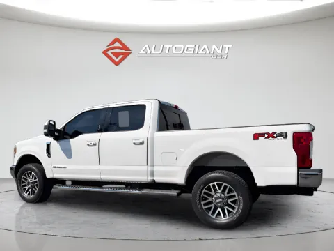 More photos of 2019 Ford F-250SD Lariat at AutoGiant USA Indianapolis, IN