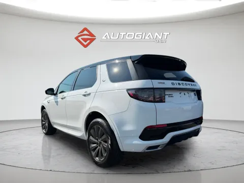 More photos of 2020 Land Rover Discovery Sport SE R-Dynamic at AutoGiant USA Indianapolis, IN
