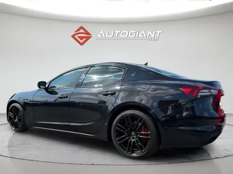 More photos of 2021 Maserati Ghibli at AutoGiant USA Indianapolis, IN