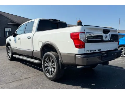 More photos of 2019 Nissan Titan XD Platinum Reserve at AutoGiant USA Indianapolis, IN