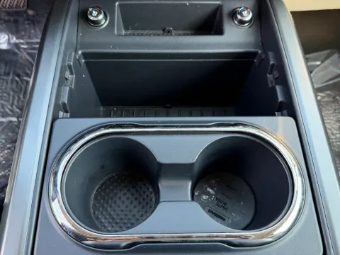 Photos of 2019 Nissan Titan XD Platinum Reserve for sale in Indianapolis, IN at AutoGiant USA Indianapolis