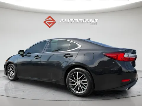 More photos of 2016 Lexus ES 350 at AutoGiant USA Indianapolis, IN