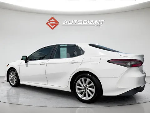 More photos of 2022 Toyota Camry LE at AutoGiant USA Indianapolis, IN