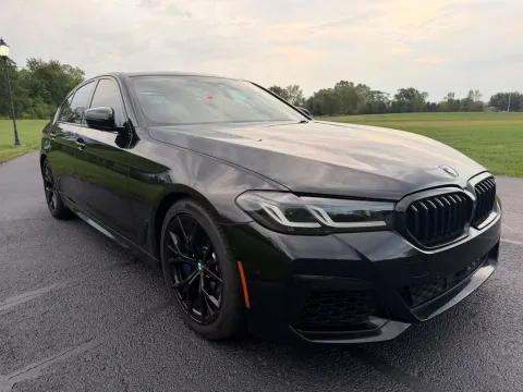 More photos of 2021 BMW 5 Series M550i xDrive at AutoGiant USA Indianapolis, IN