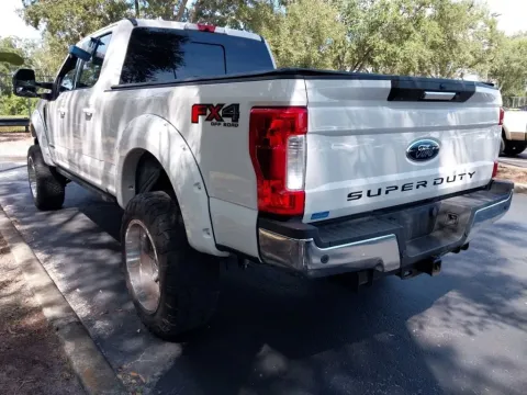 More photos of 2019 Ford F-250SD Lariat at AutoGiant USA Indianapolis, IN