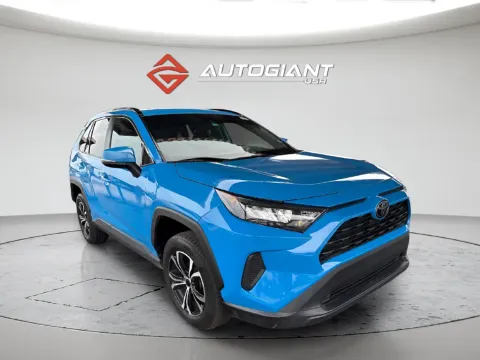 Photos of 2019 Toyota RAV4 LE for sale in Indianapolis, IN at AutoGiant USA Indianapolis