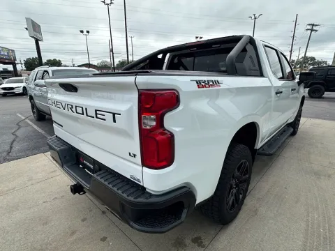 More photos of 2021 Chevrolet Silverado 1500 LT Trail Boss at AutoGiant USA Indianapolis, IN