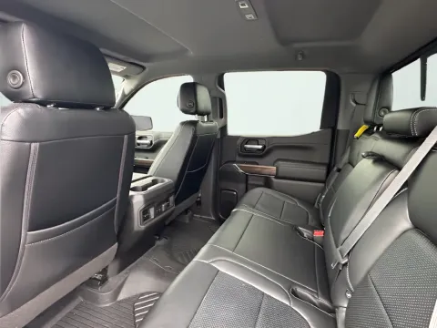 Another view of 2021 Chevrolet Silverado 1500 LT Trail Boss for sale in Indianapolis, IN at AutoGiant USA Indianapolis