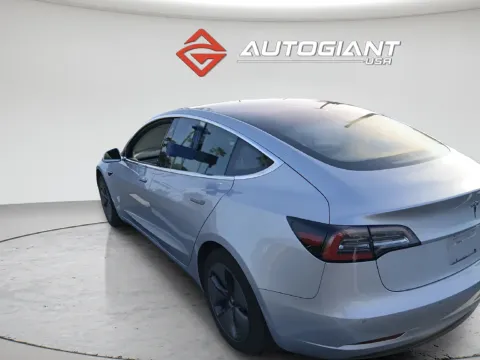 Photos of 2018 Tesla Model 3 Long Range for sale in Indianapolis, IN at AutoGiant USA Indianapolis