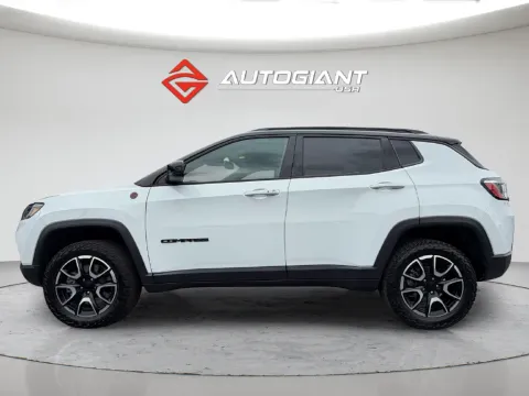 More photos of 2024 Jeep Compass Trailhawk at AutoGiant USA Indianapolis, IN