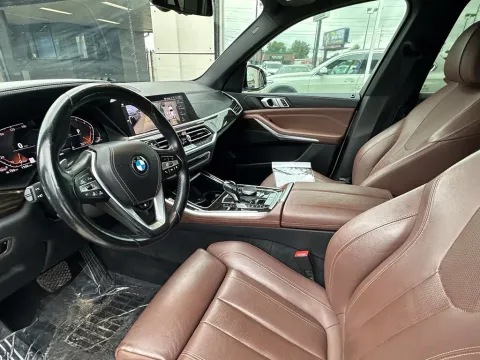 Photos of 2019 BMW X5 xDrive40i for sale in Indianapolis, IN at AutoGiant USA Indianapolis