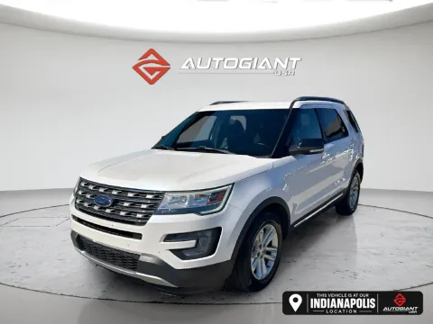 White 2017 Ford Explorer XLT for sale in Indianapolis, IN
