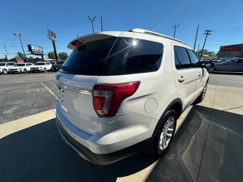More photos of 2017 Ford Explorer XLT at AutoGiant USA Indianapolis, IN