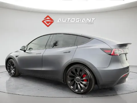 More photos of 2022 Tesla Model Y Performance at AutoGiant USA Indianapolis, IN