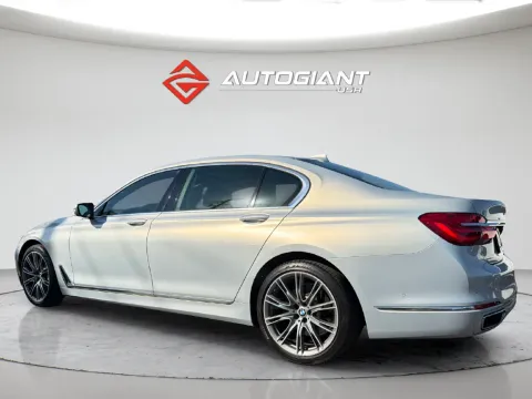 More photos of 2018 BMW 7 Series 750i at AutoGiant USA Indianapolis, IN