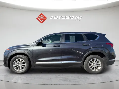 Photos of 2020 Hyundai Santa Fe SE for sale in Indianapolis, IN at AutoGiant USA Indianapolis