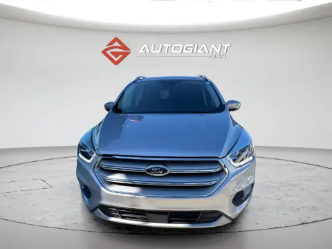 More photos of 2019 Ford Escape Titanium at AutoGiant USA Indianapolis, IN