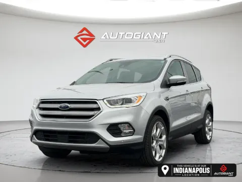 Silver 2019 Ford Escape Titanium for sale in Indianapolis, IN