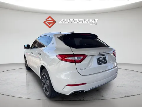 Photos of 2017 Maserati Levante S for sale in Indianapolis, IN at AutoGiant USA Indianapolis