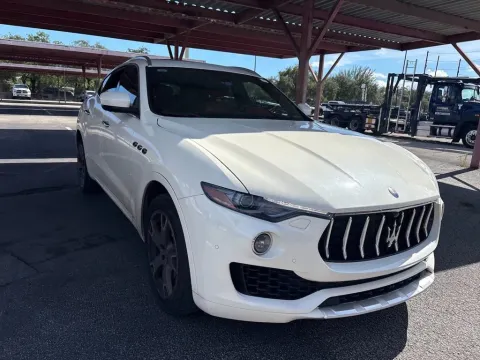 Photos of 2017 Maserati Levante S for sale in Indianapolis, IN at AutoGiant USA Indianapolis