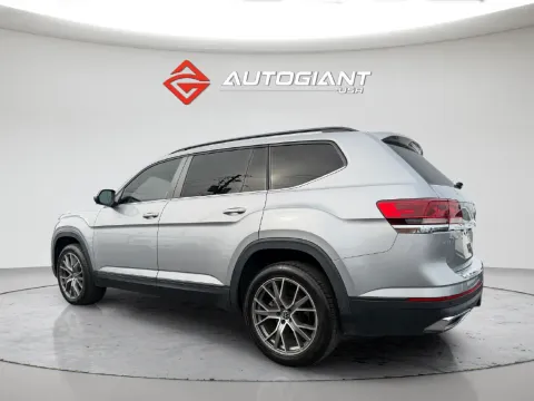 Another view of 2021 Volkswagen Atlas 3.6L V6 SE w/Technology for sale in Indianapolis, IN at AutoGiant USA Indianapolis