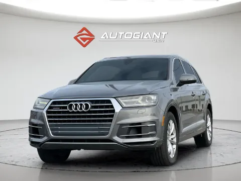 Photos of 2017 Audi Q7 3.0T Premium for sale in Indianapolis, IN at AutoGiant USA Indianapolis