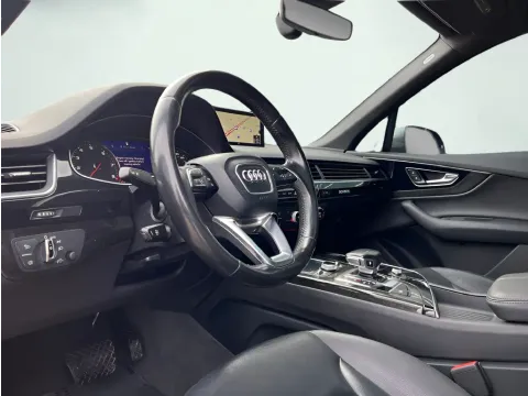 Photos of 2017 Audi Q7 3.0T Premium for sale in Indianapolis, IN at AutoGiant USA Indianapolis