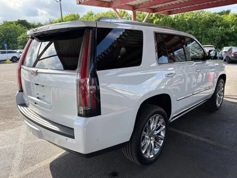 More photos of 2019 Cadillac Escalade Premium Luxury at AutoGiant USA Indianapolis, IN