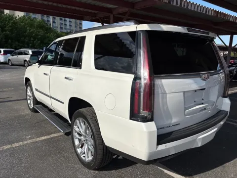 Another view of 2019 Cadillac Escalade Premium Luxury for sale in Indianapolis, IN at AutoGiant USA Indianapolis