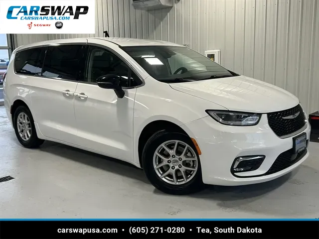 White 2024 Chrysler Pacifica Touring L for sale in Tea, SD
