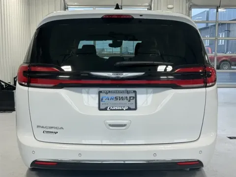 More photos of 2024 Chrysler Pacifica Touring L at CarSwap, SD
