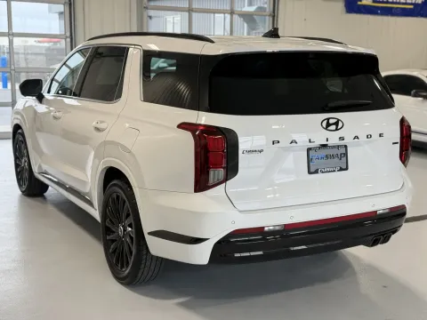 More photos of 2024 Hyundai Palisade Calligraphy Night Edition at CarSwap, SD