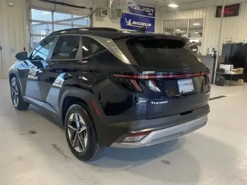 More photos of 2025 Hyundai Tucson Hybrid SEL Convenience at CarSwap, SD