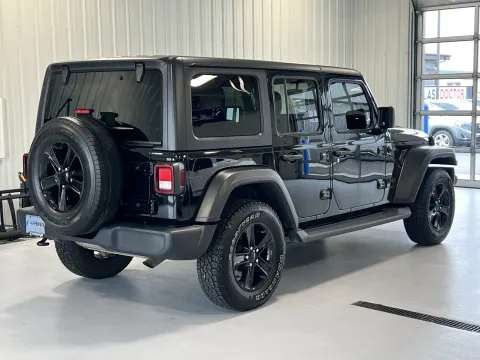 Another view of 2019 Jeep Wrangler Unlimited Sport Altitude for sale in Tea, SD at CarSwap
