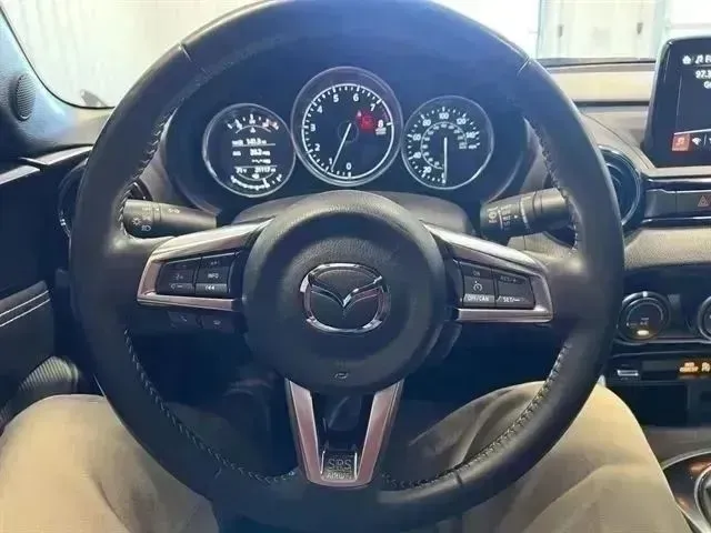 2021 Mazda MX-5 Miata RF Club - Photo 18