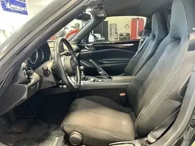 2021 Mazda MX-5 Miata RF Club - Photo 31