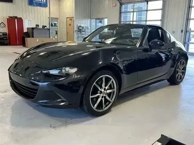 2021 Mazda MX-5 Miata RF Club - Photo 7