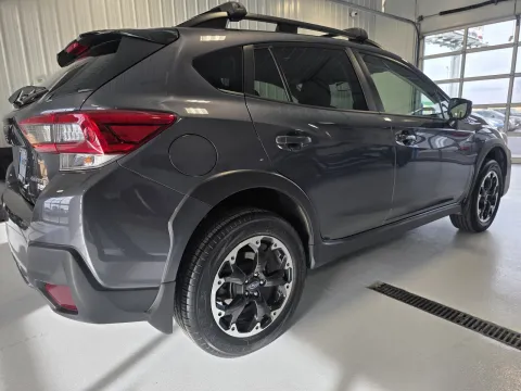 Another view of 2021 Subaru Crosstrek Premium for sale in Tea, SD at CarSwap