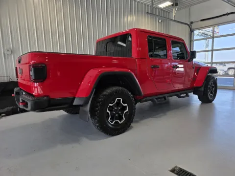 Another view of 2020 Jeep Gladiator Rubicon for sale in Tea, SD at CarSwap