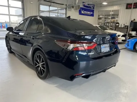 More photos of 2021 Toyota Camry SE at CarSwap, SD